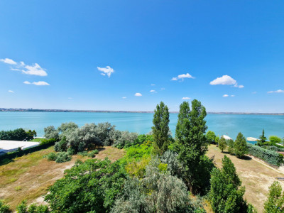 Statiunea Mamaia - vedere la lac, apartament cu 3 camere,  2 grupuri sanitare.