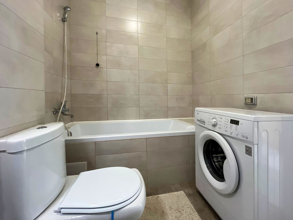 Apartament 2 camere de inchiriat in Constanta, Tomis Plus - loc parcare privat