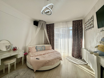 Apartament 3 camere, bloc nou, mobilat, balcon spatios, Faleza Nord