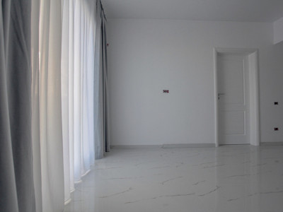 Apartament de 2 camere vedere spre RASARIT in ANSAMBLUL Xenero Residence