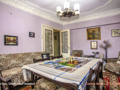 Apartament cu 3 camere in Constanta, zona Casa de Cultura, decomandat