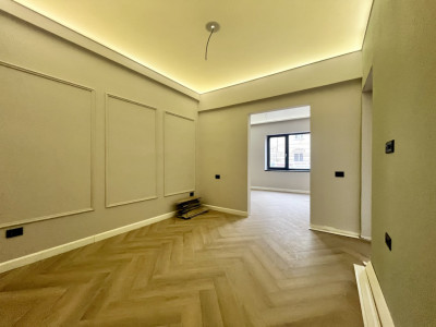 Centru- Apartament cu 3 camere renovat