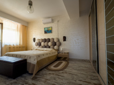Apartament spatios de 160mp, cu 3 bai si terasa imensa de 50mp in Tomis Plus