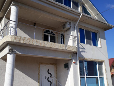 Pensiune cu 10 camere in Mamaia-Sat, zona LIDL . Oportunitate de investitie 