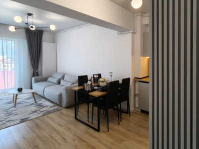 Apartament de închiriat-Xenero Mamaia N- 2 camere-complex cu piscina exterioară 