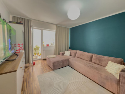 Apartament in Tomis Nord-2 camere, decomandat, orientare sud-est, zona linistita
