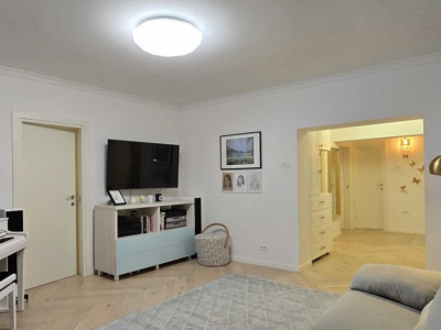 4 camere - vanzare,  Faleza Nord, dotari top, direct proprietar