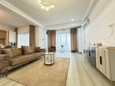 Apartament 4 camere de inchiriat Faleza Nord