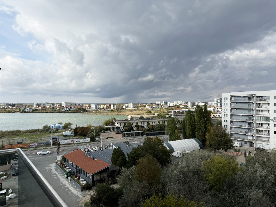 Miramare residence-Apartament cu 2 camere cu vedere către mare si lac