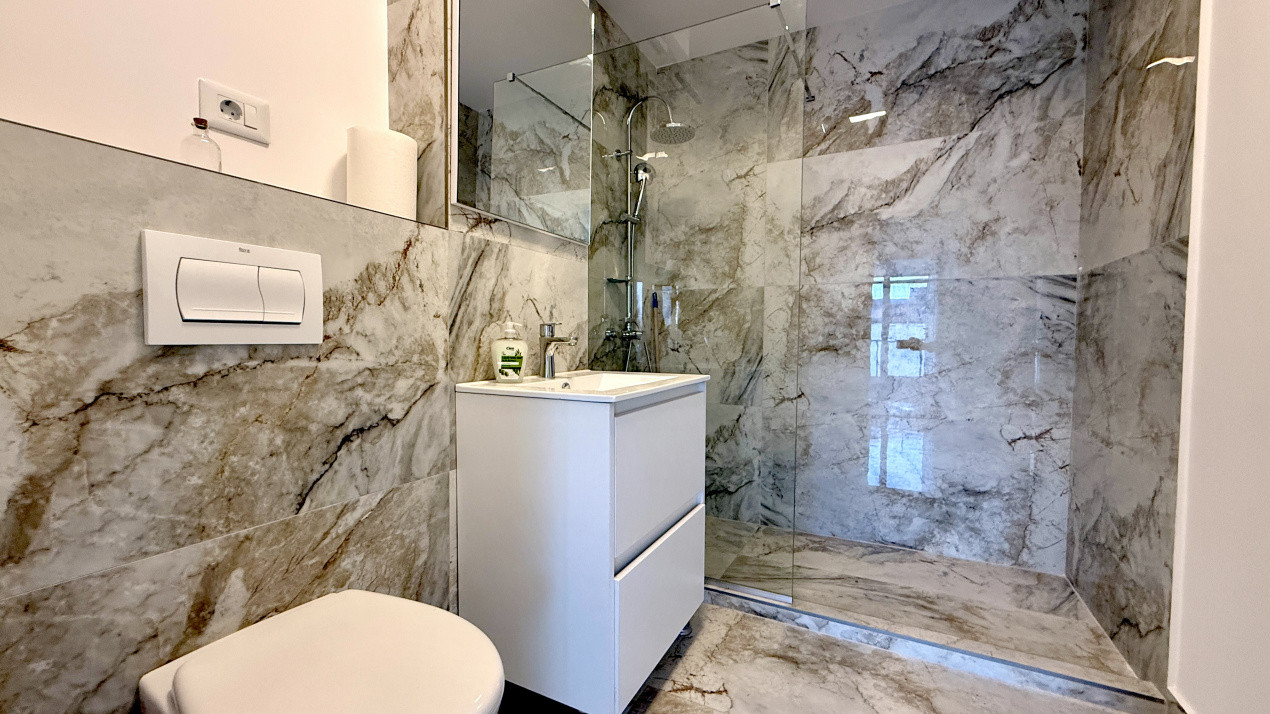 Apartament finalizat ideal pentru birou decomandat