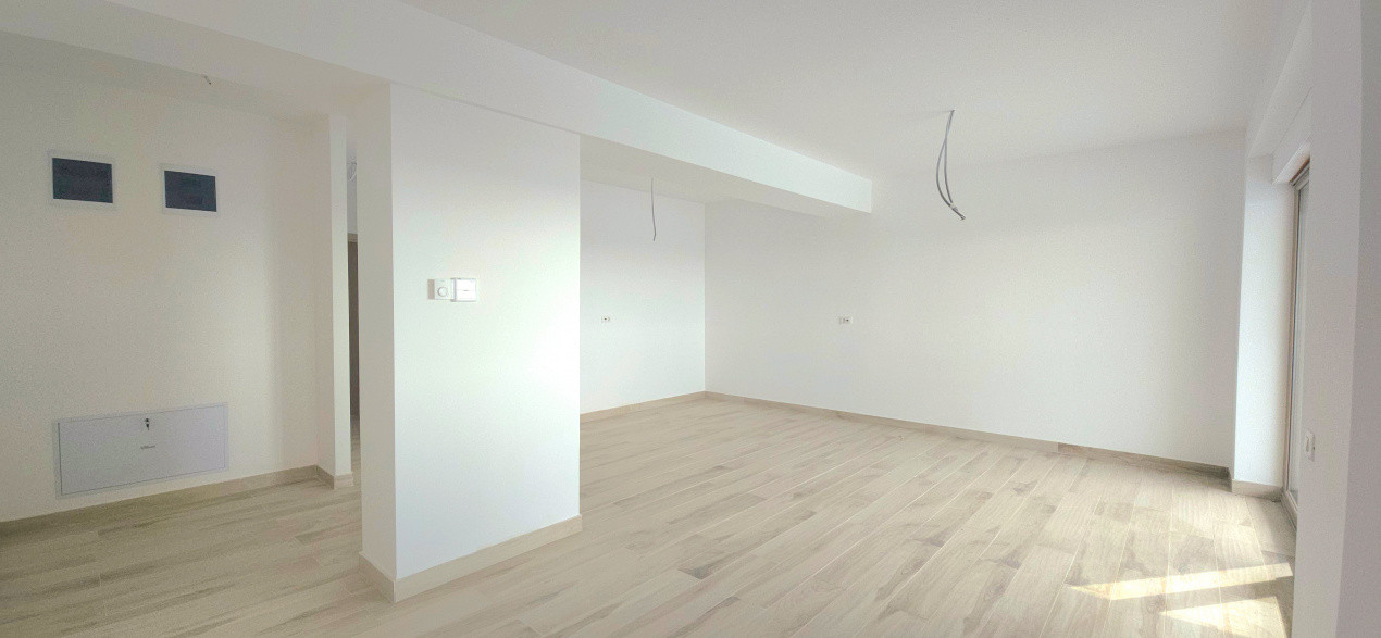 Vedere unică la mare și lac! Apartament spațios cu 4 camere în Marina surf