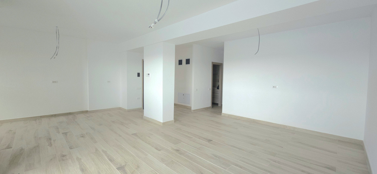 Vedere unică la mare și lac! Apartament spațios cu 4 camere în Marina surf