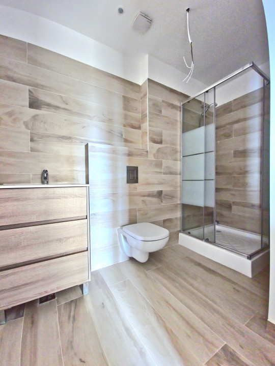 Vedere unică la mare și lac! Apartament spațios cu 4 camere în Marina surf