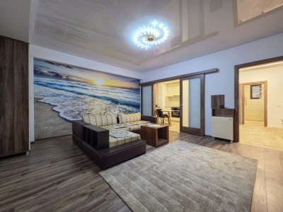 Ap 2 cam de închiriat, Piata Ovidiu, Constanța, vedere la mare, prima închiriere