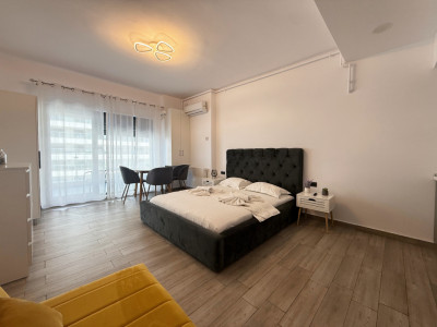 Mamaia nord -Casa Del Mar - Garsoniera cu vedere laterala la mare si lac 