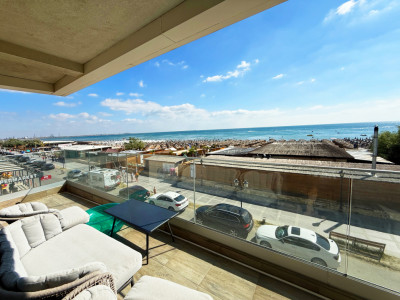 Prima linie -Vedere Frontală la Mare - Apartament in Mamaia Nord