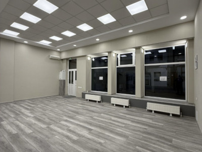 SPATIU COMERCIAL STR.  STEFAN CEL MARE  180 MP