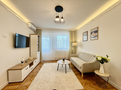 Apartament cu 3 camere zona Tomis 2 - Spitalul Judetean 