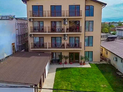 Pensiune de vanzare Costinesti, 26 camere duble, complet functionala