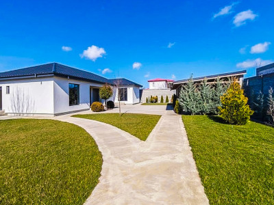 Casa cu 5 camere si teren generos 816 mp in Cumpăna - construcție premium