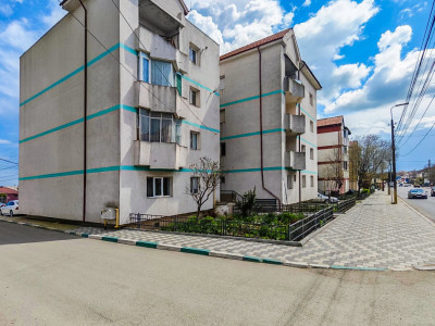 Apartament cu 3 camere in Agigea + Boxa- Șoseaua principală - Liniște si spațiu 