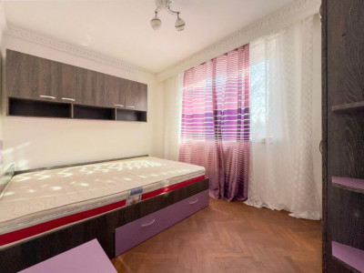 Apartament de vânzare cu 4 camere in Tomis Nord, Vedere parc, etaj 1