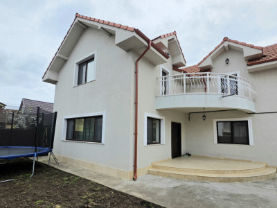 Vilă P+1 spațioasă – Năvodari, zona centrală