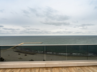 Penthouse Olimp 3 camere -etaj 15 | vedere panoramică la mare | finisaje Tempini
