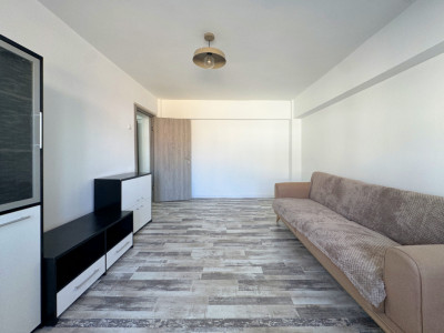 Apartament la Delfinariu de 2 camere semi-mobilat pe termen lung 