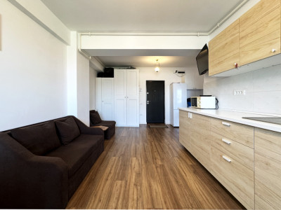 Apartament cu 2 Camere De Vanzare | Tomis Plus | Etaj Intermediar