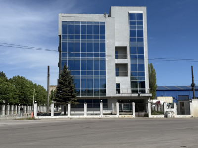Clădire de birouri în zona industrială P+5 2 lifturi parcări 