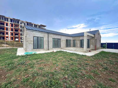 Casa individuala noua | Techirghiol | Curte 600 mp | Poarta acces auto 