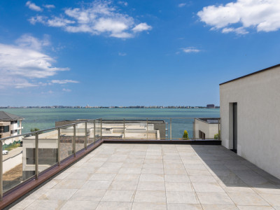 Apartament 3 camere la etajul 2 | Terasa privata 70m | Vedere frontală spre Lac 