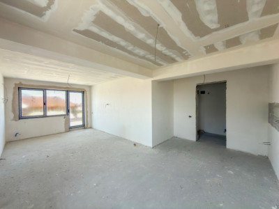 Apartament 3 camere parter - Ovidiu - loc de parcare inclus