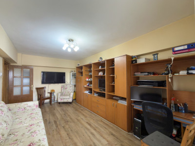 Apartament 2 camere decomandat - Tomis III - în Bloc LT4