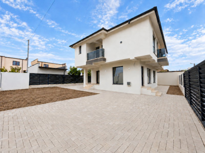 Casa centru Valu lui Traian P+1+pod - finisaje premium