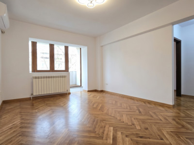 Apartament 3 camere de vanzare | Eliberarii - Inel 2 | Etaj 1