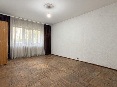 Apartament cu 2 camere de vânzare în zona FAR de renovat | semidecomandat |