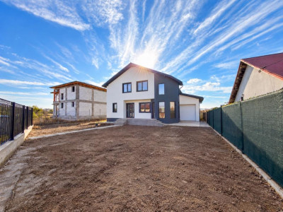 Casa P+M in Valu lui Traian, 150mp utili cu garaj si teren de 459mp