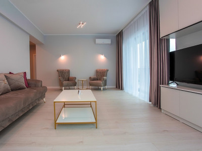 Apartament 2 camere in Statiunea Mamaia - Complet nou, mobilat si utilat